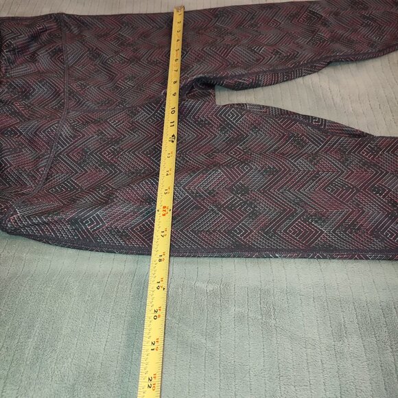 Pro Player Leggings Razzle and Dazzle Geometric Design Wicking Phone Pocket - Picture 9 of 14